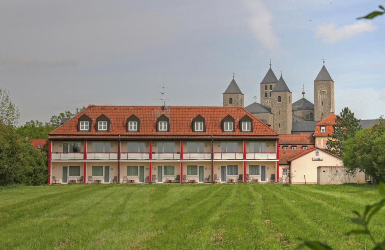 Flair-Hotel Zum Benediktiner Schwarzach am Main Eksteriør billede
